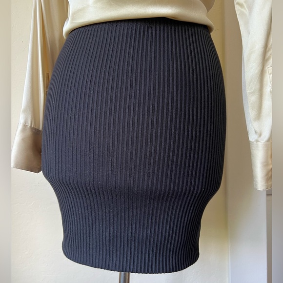 Trouve Black Ribbed Knit Pencil Skirt Nordstrom - Picture 6 of 9